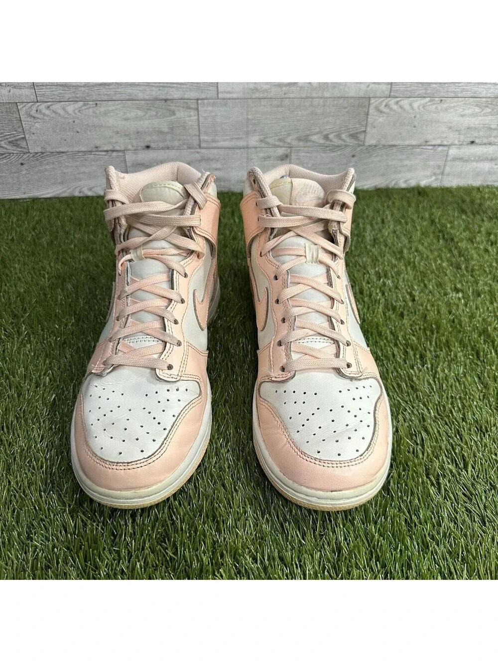 Nike Dunk High Crimson Tint Women's Size 7 US White DD1869-104 Athletic Shoes